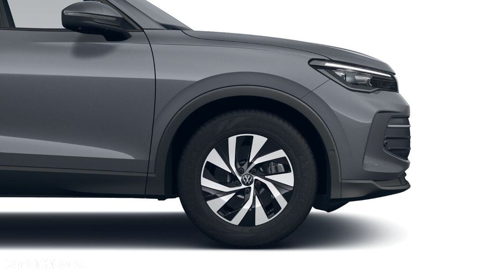 Volkswagen Tiguan - 8