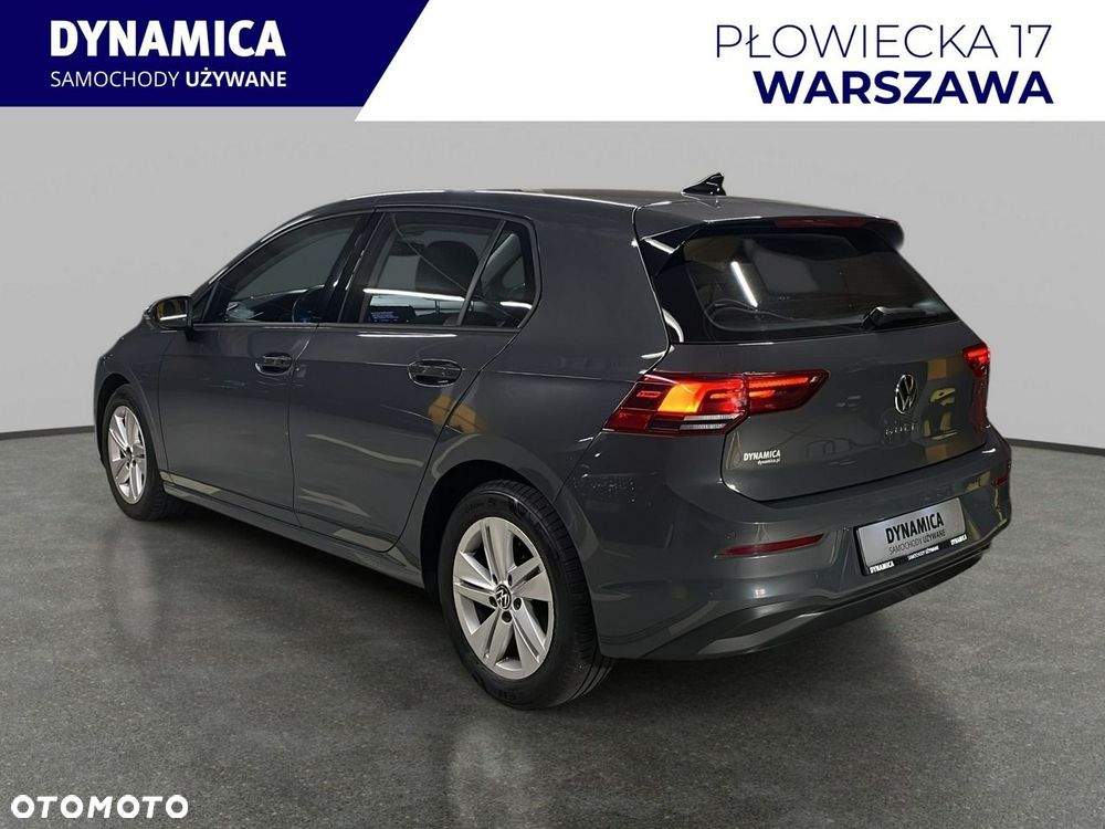 Volkswagen Golf - 6
