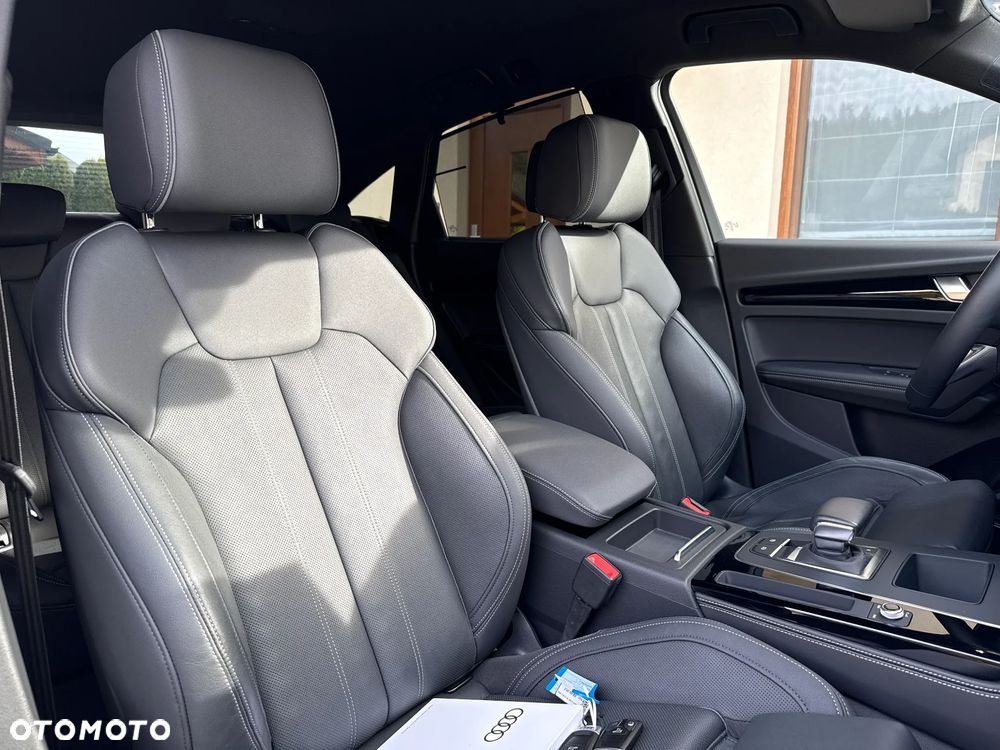 Audi Q5 Sportback 40 TDI quattro S tronic S line - 37