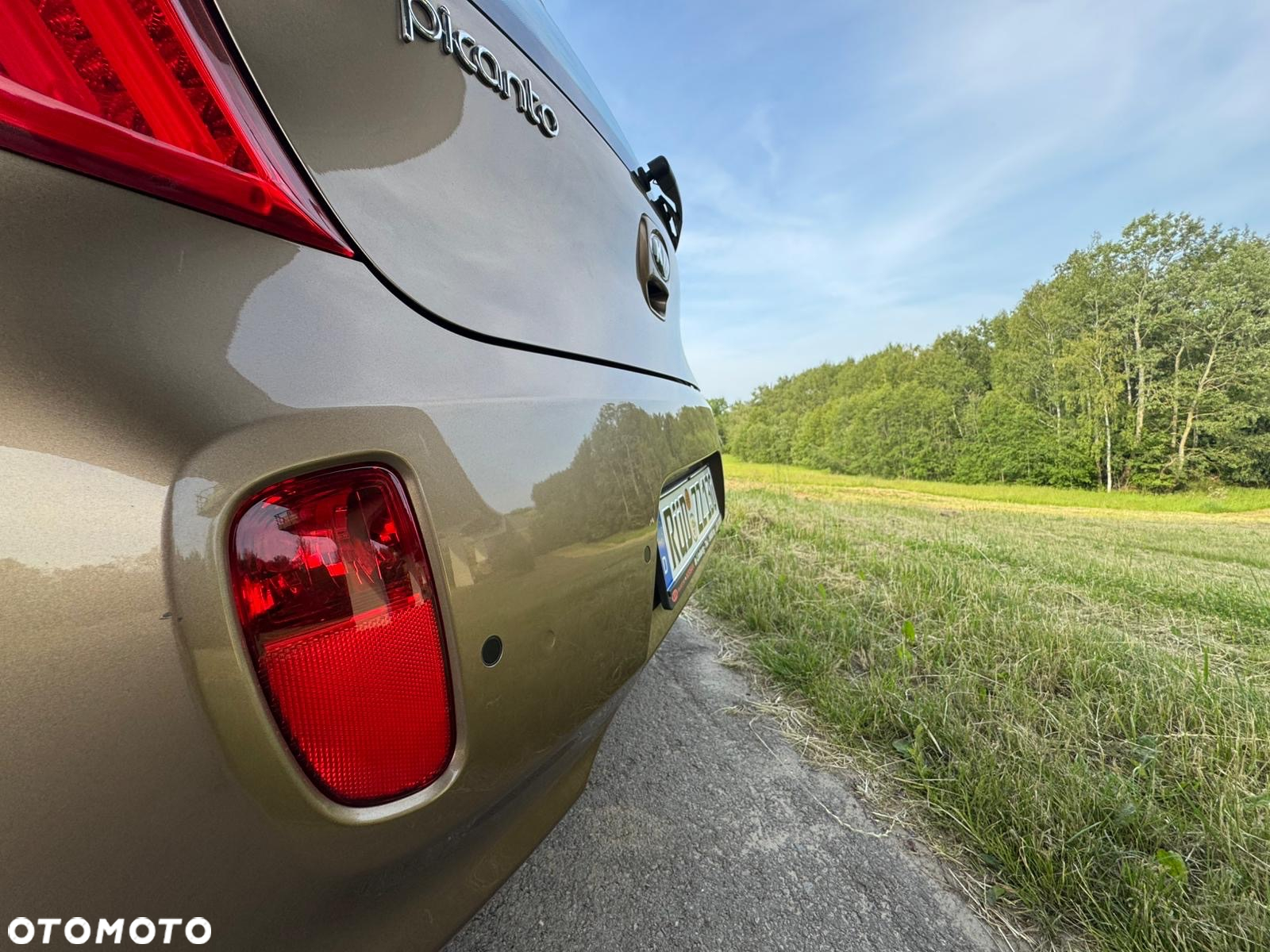 Kia Picanto 1.2 Fifa World Cup Edition - 18