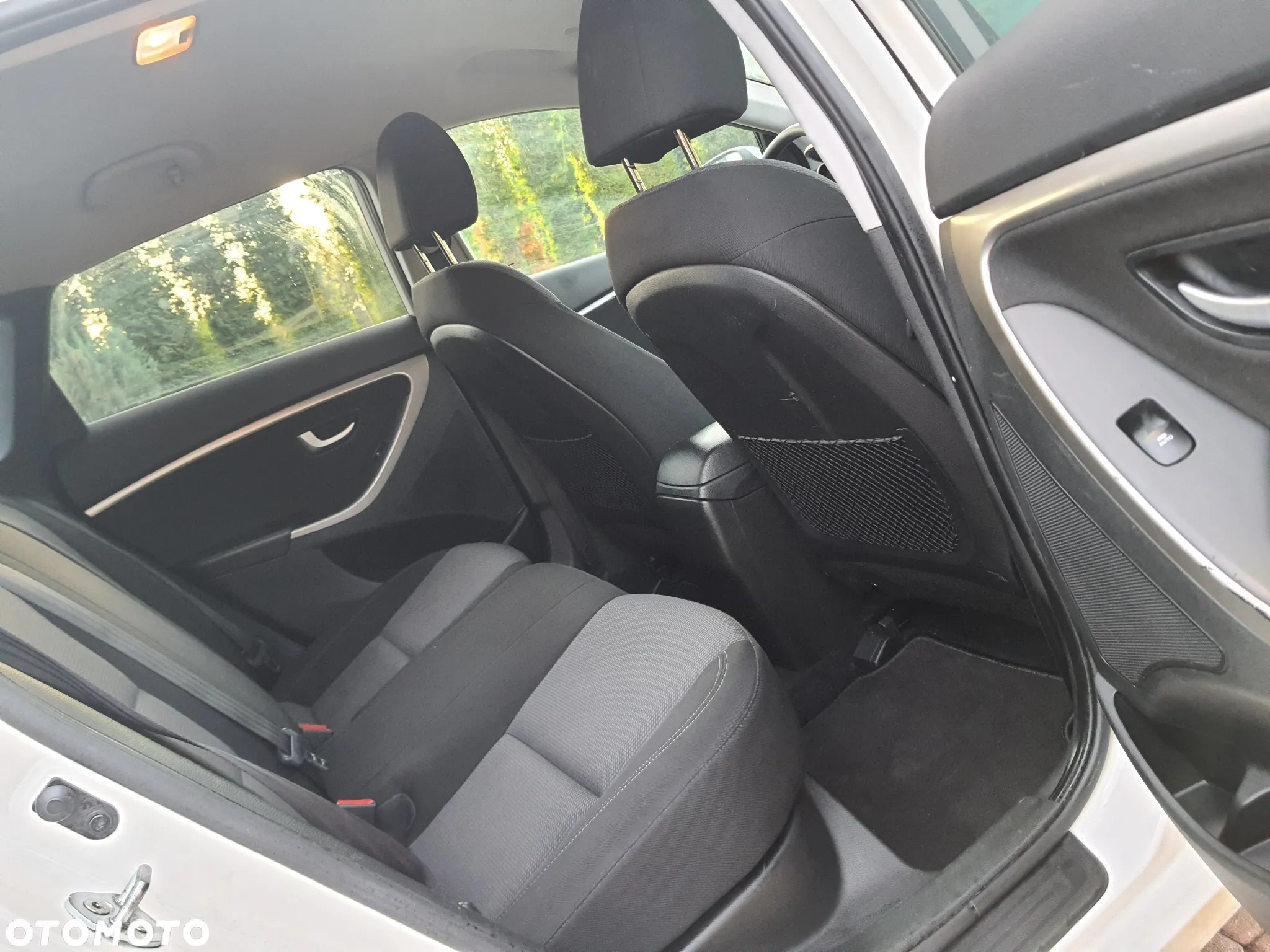 Hyundai i30 Kombi 1.6 CRDI Family+ - 12
