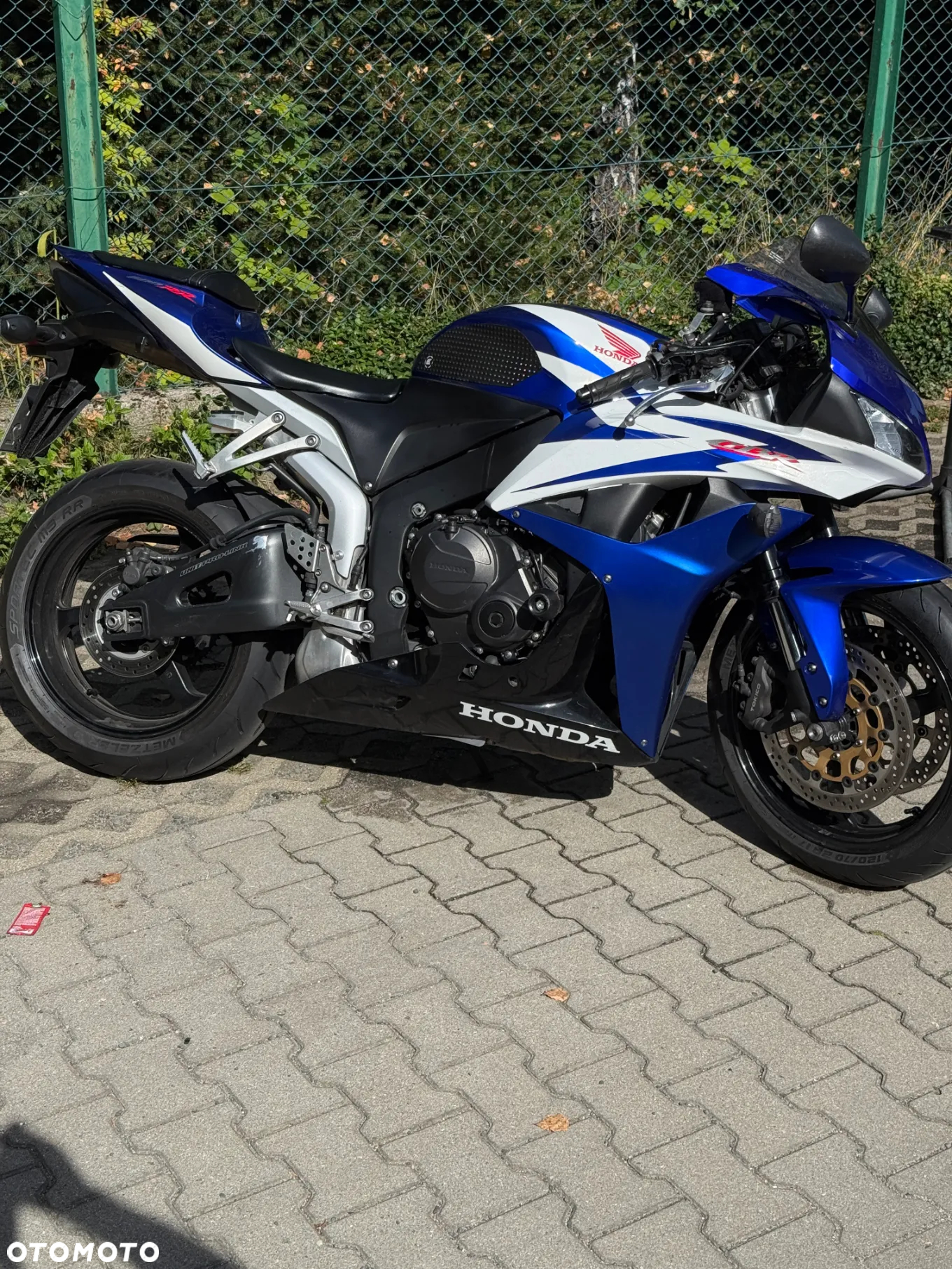 Honda CBR - 8