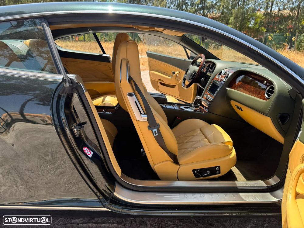 Bentley Continental GT - 17