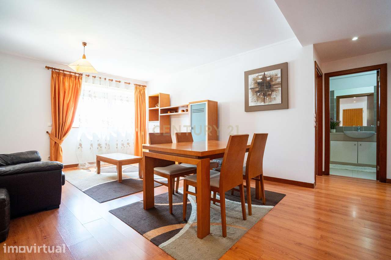 Apartamento T1 | Condomínio Colina São Gonçalo | Santa Clara - Grande imagem: 2/16