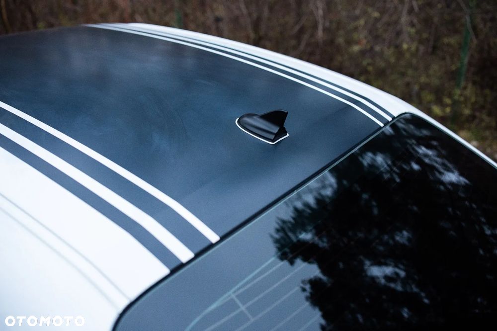 Dodge Challenger 5.7 R/T Shaker - 38