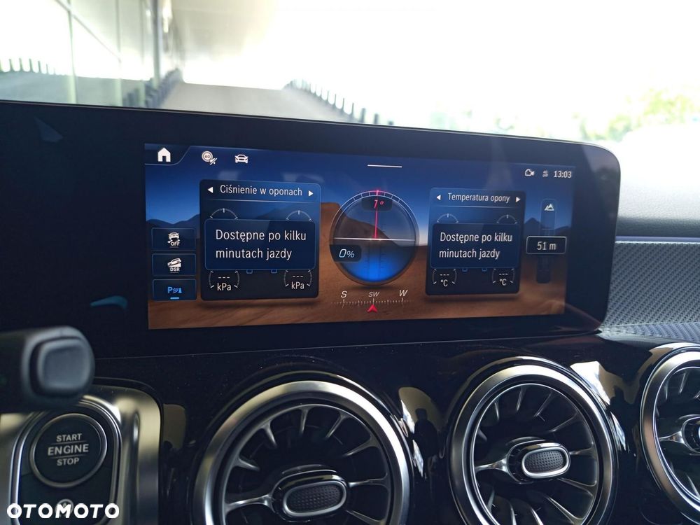 Mercedes-Benz GLB - 20