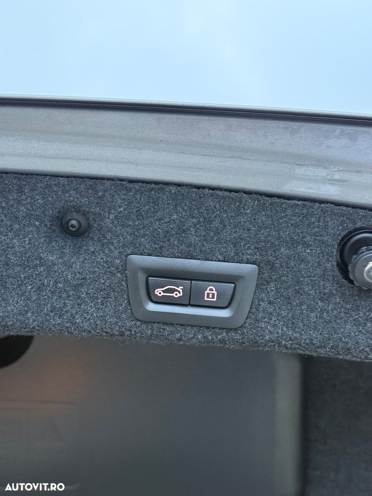 BMW Seria 5 530d xDrive Sport-Aut. Modern Line - 19