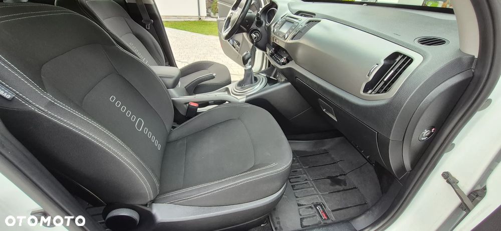 Kia Sportage 2.0 CRDI L AWD - 10