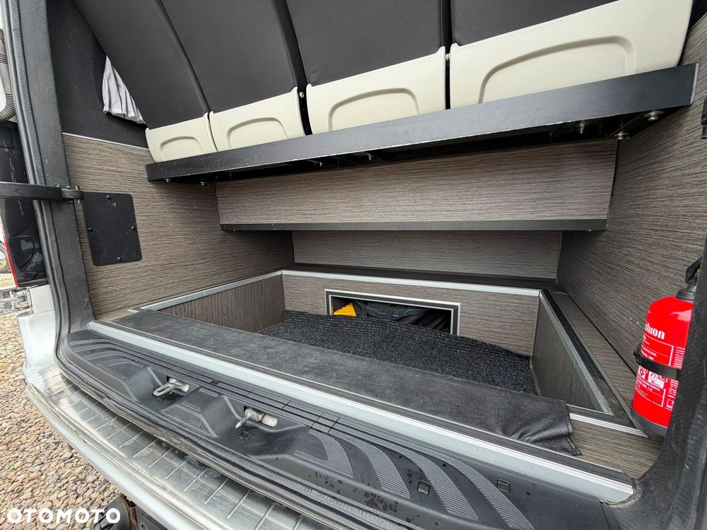 Mercedes-Benz Sprinter 519 - 6