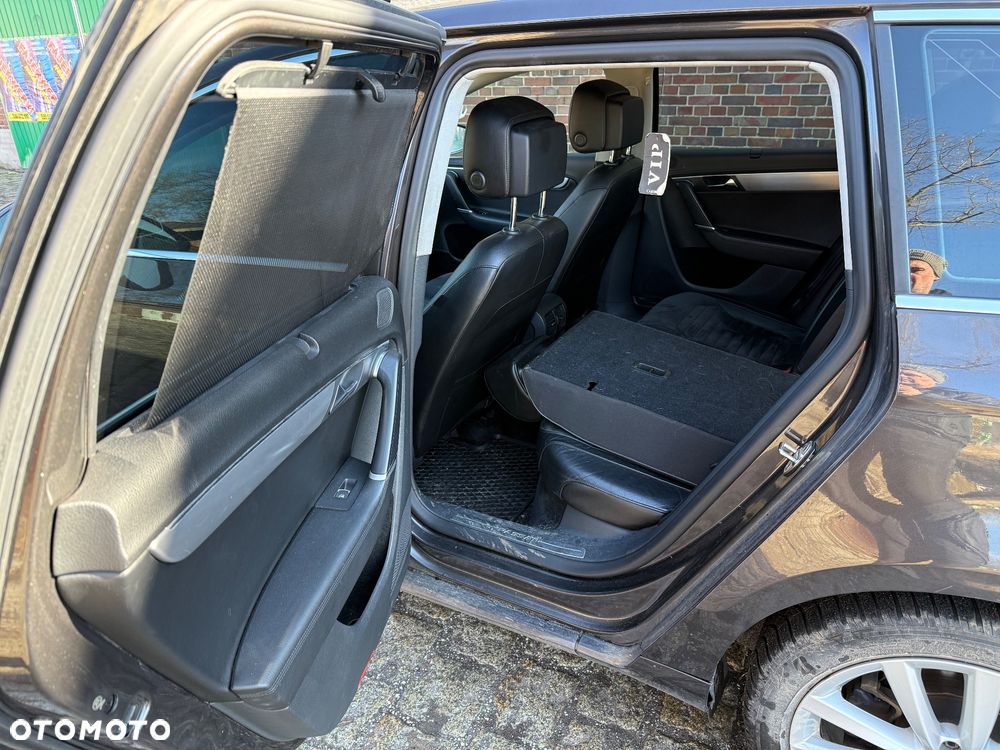 Volkswagen Passat 2.0 TDI DPF 4Mot Highline - 15
