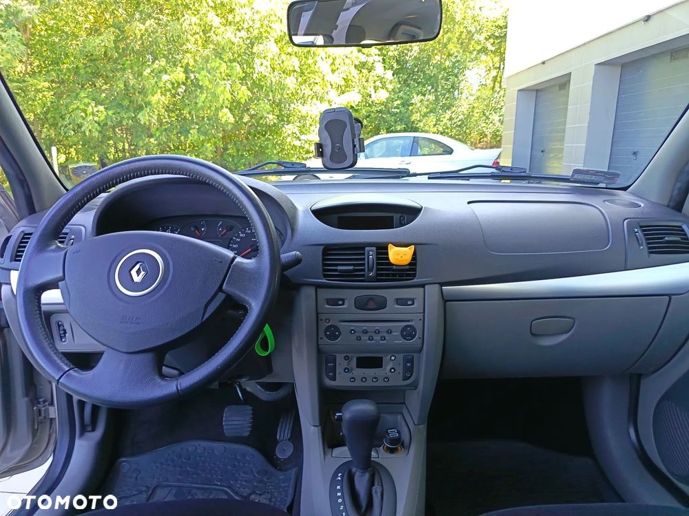 Renault Thalia - 6