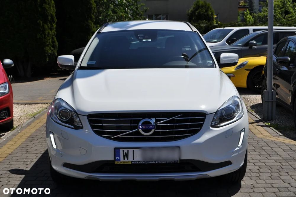 Volvo XC 60 D3 Drive-E Momentum - 3
