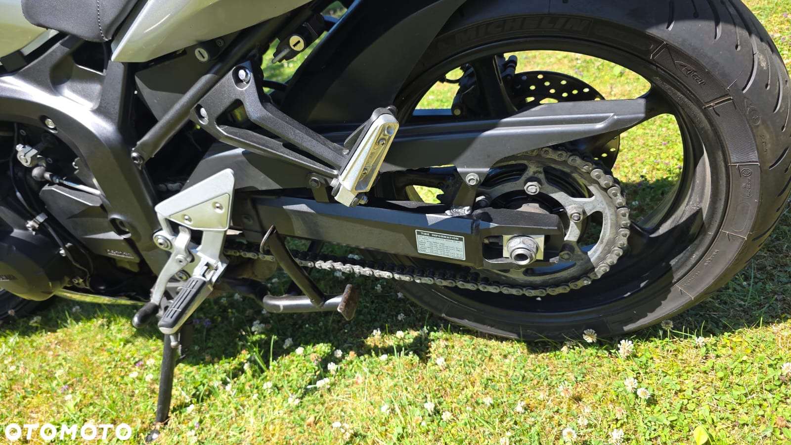 Yamaha FZ6 - 8