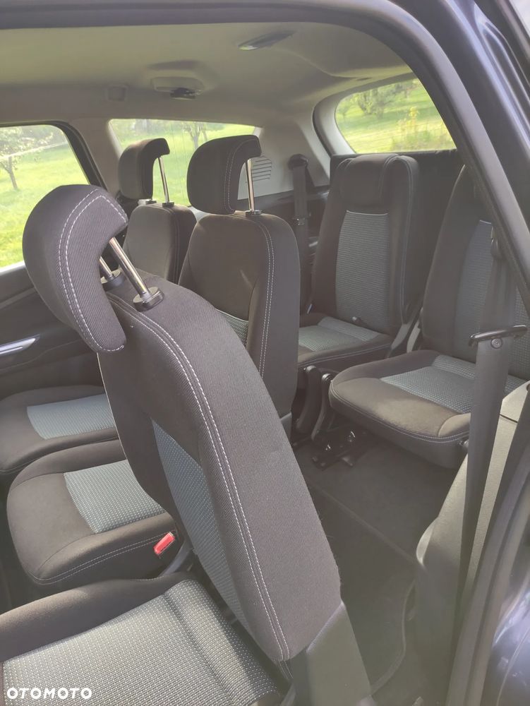 Ford S-Max 2.0 TDCi DPF Trend - 13