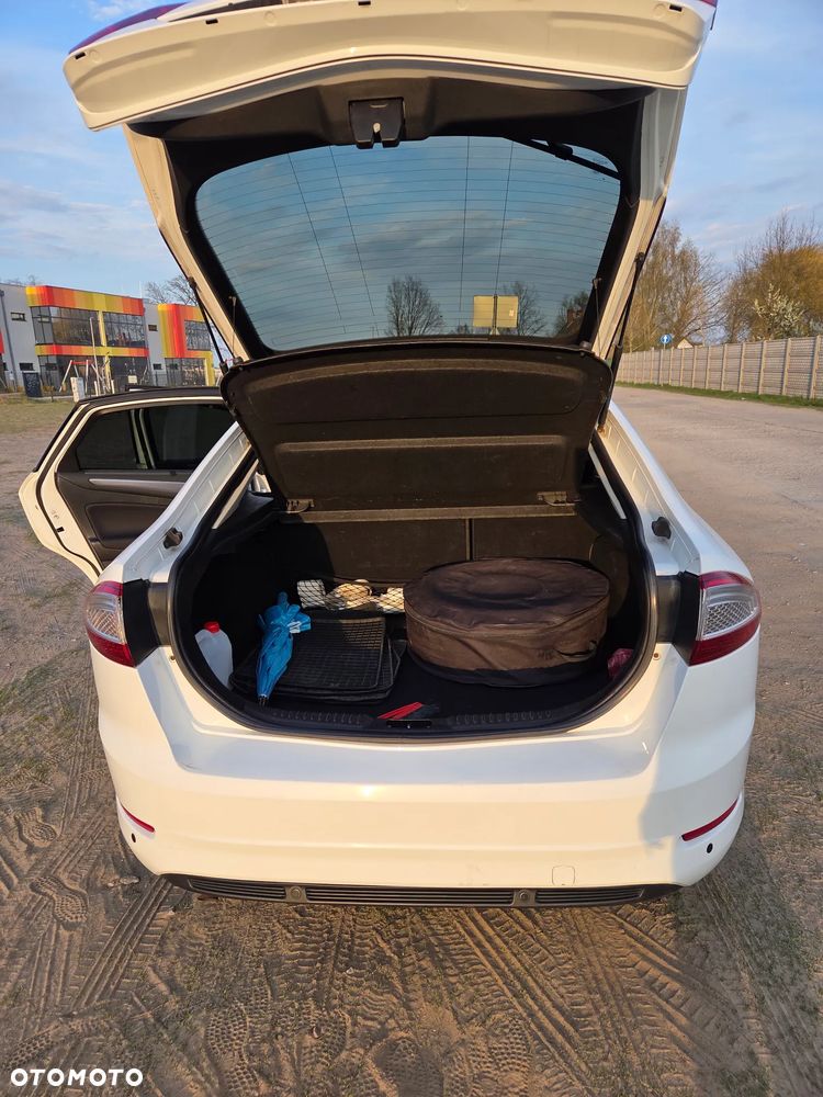 Ford Mondeo 1.6 Silver X - 24