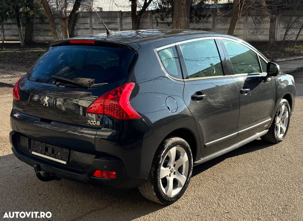 Peugeot 3008 120 VTi Premium - 4