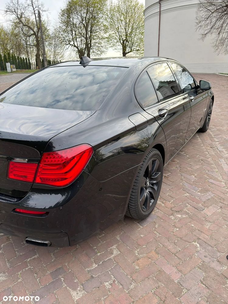 BMW Seria 7 740d xDrive - 3