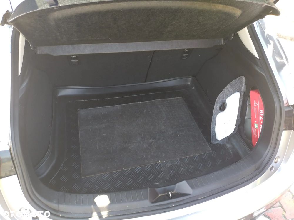 Mazda 3 2.0 Skyenergy - 8