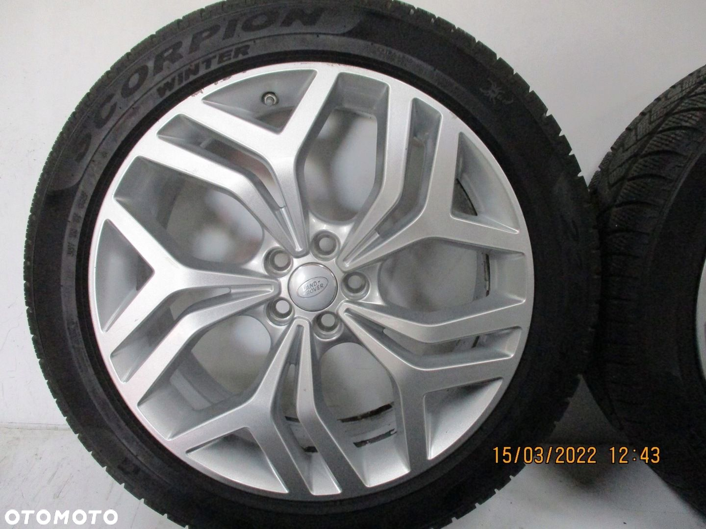 Koła felgi Opony Range Rover Evoque R20 7mm - 2