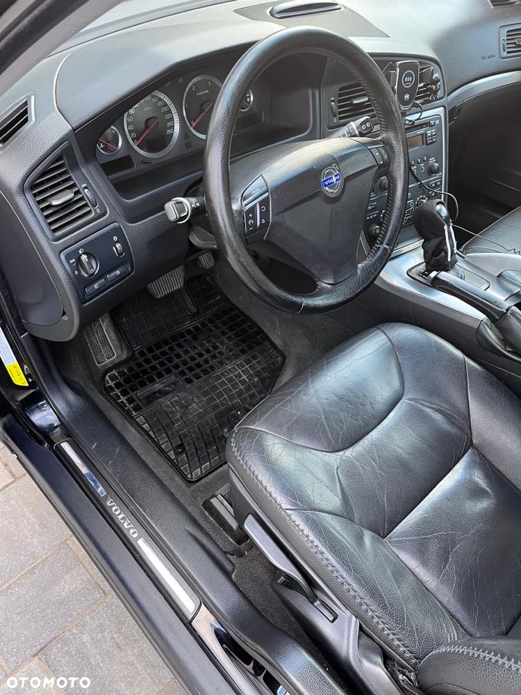 Volvo XC 70 - 8