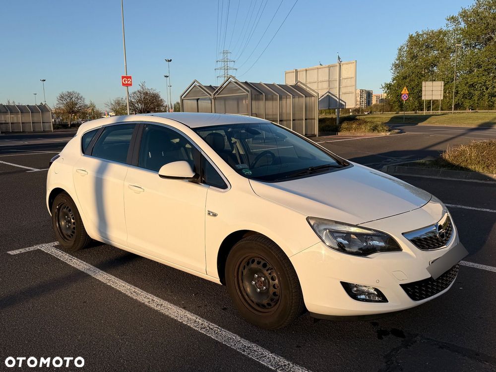 Opel Astra 1.4 Turbo Cosmo - 1