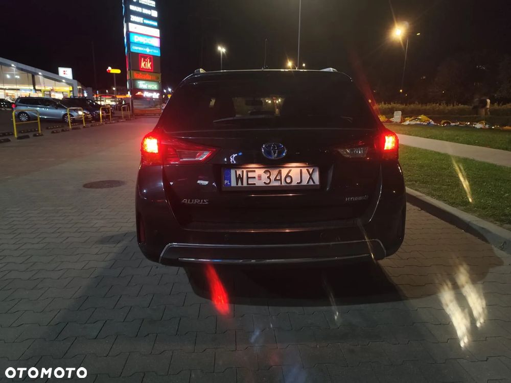 Toyota Auris ver-hybrid-135-premium - 9