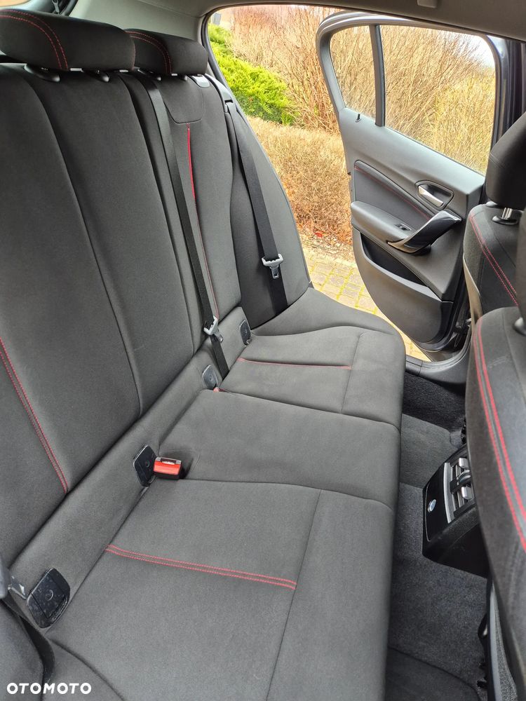 BMW Seria 1 116i Sport Line - 30