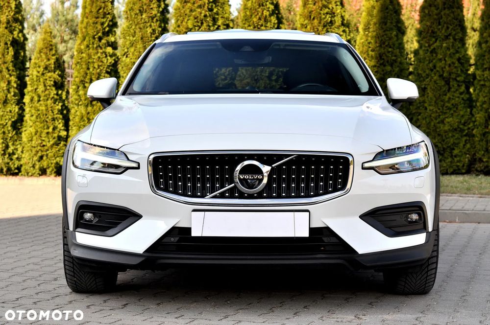 Volvo V60 Cross Country B4 D AWD Plus - 6