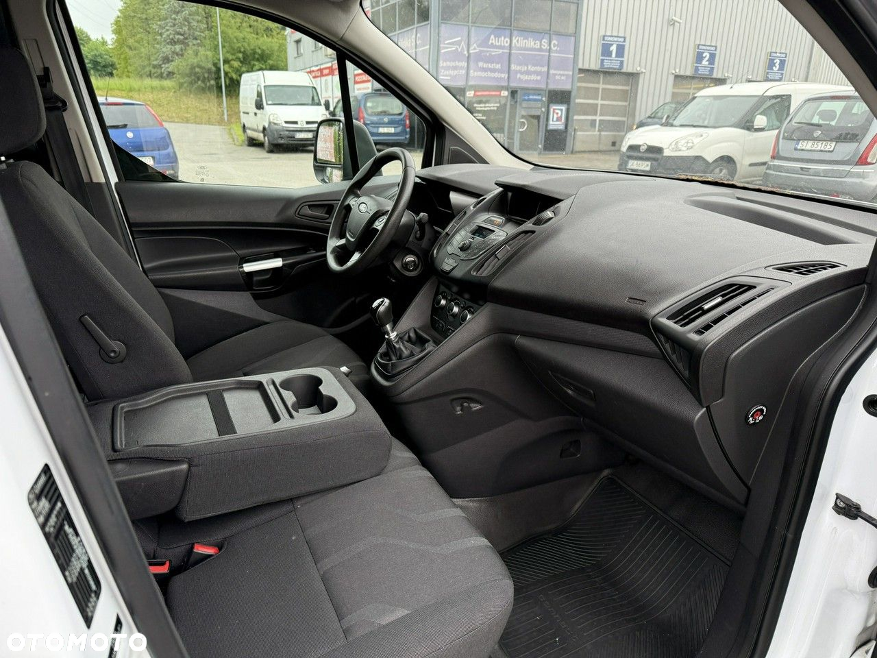 Ford Transit Connect - 14