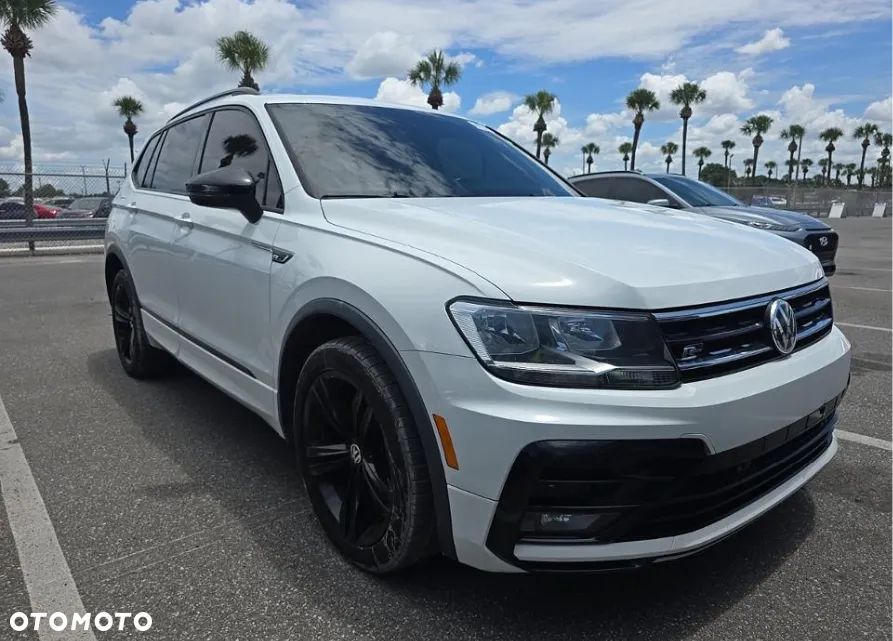 Volkswagen Tiguan - 2