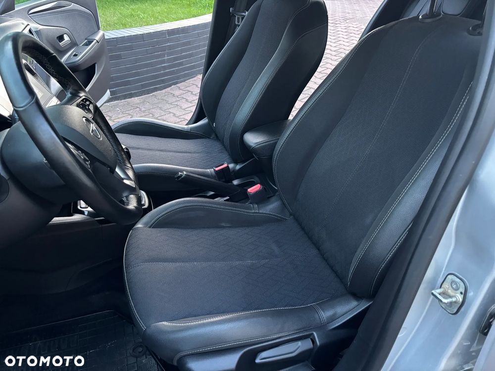 Opel Corsa 1.5 D Elegance Business Pack S&S - 17