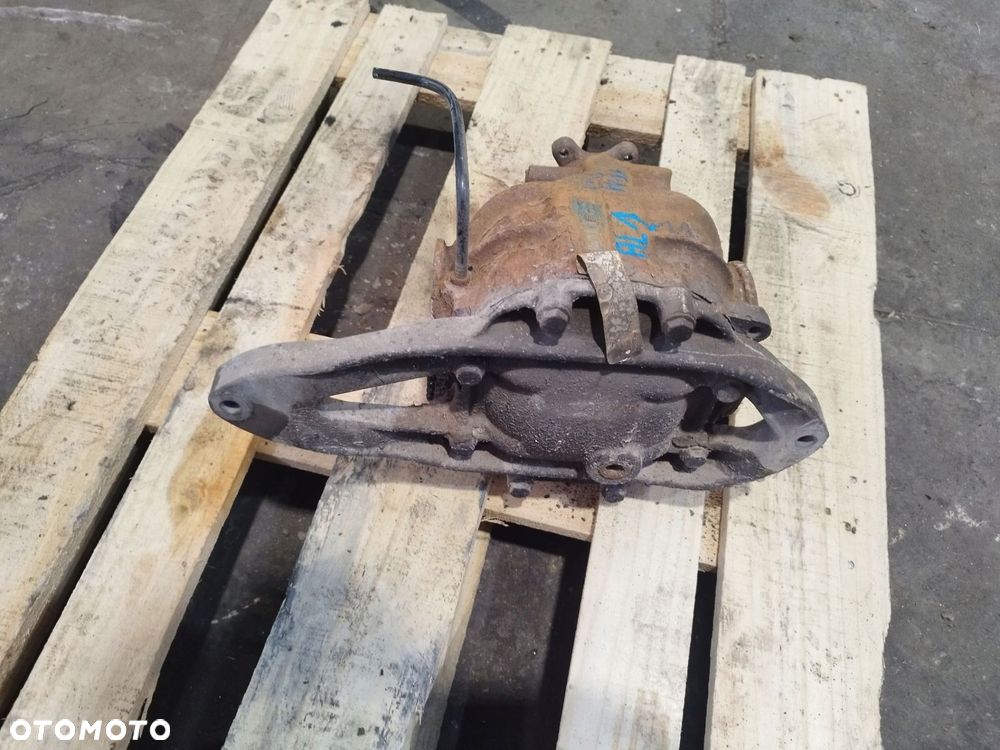 TYLNY MOST DYFER MERCEDES VITO 639 2.2 CDI 45:11 45/11 - 3