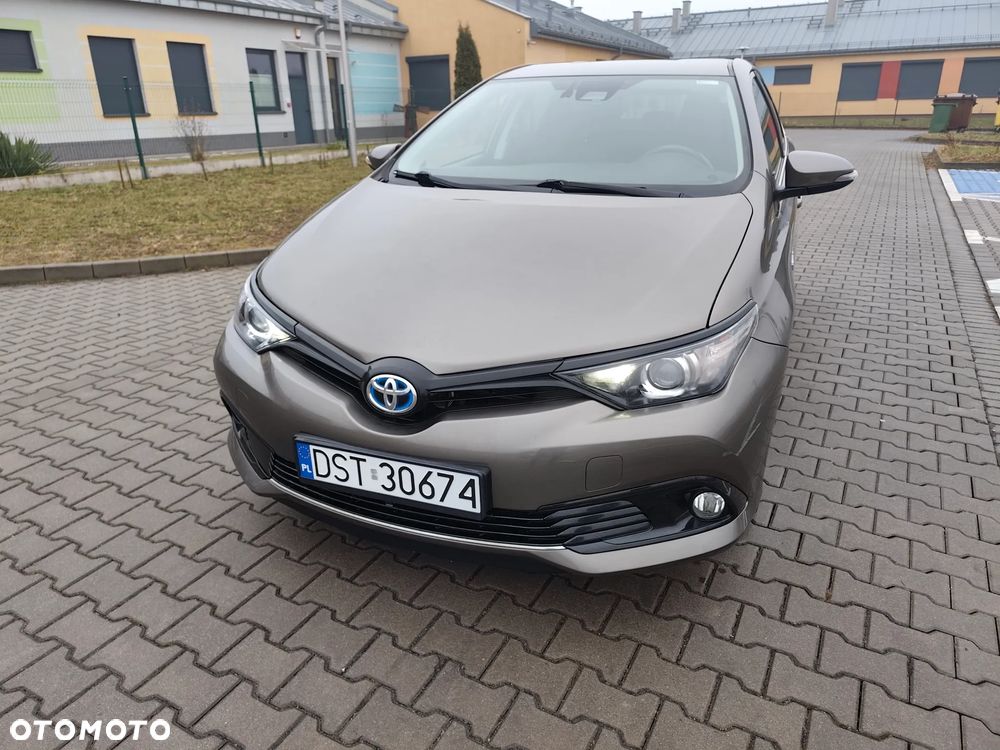 Toyota Auris - 2