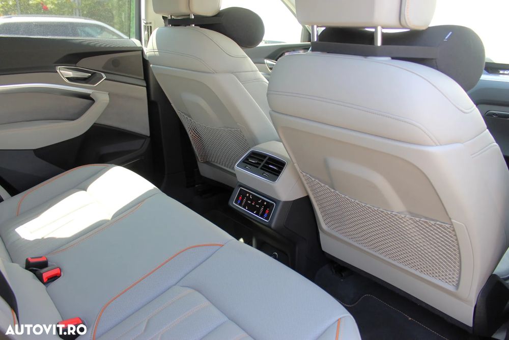 Audi Q8 Sportback e-tron 55 quattro Advanced - 14
