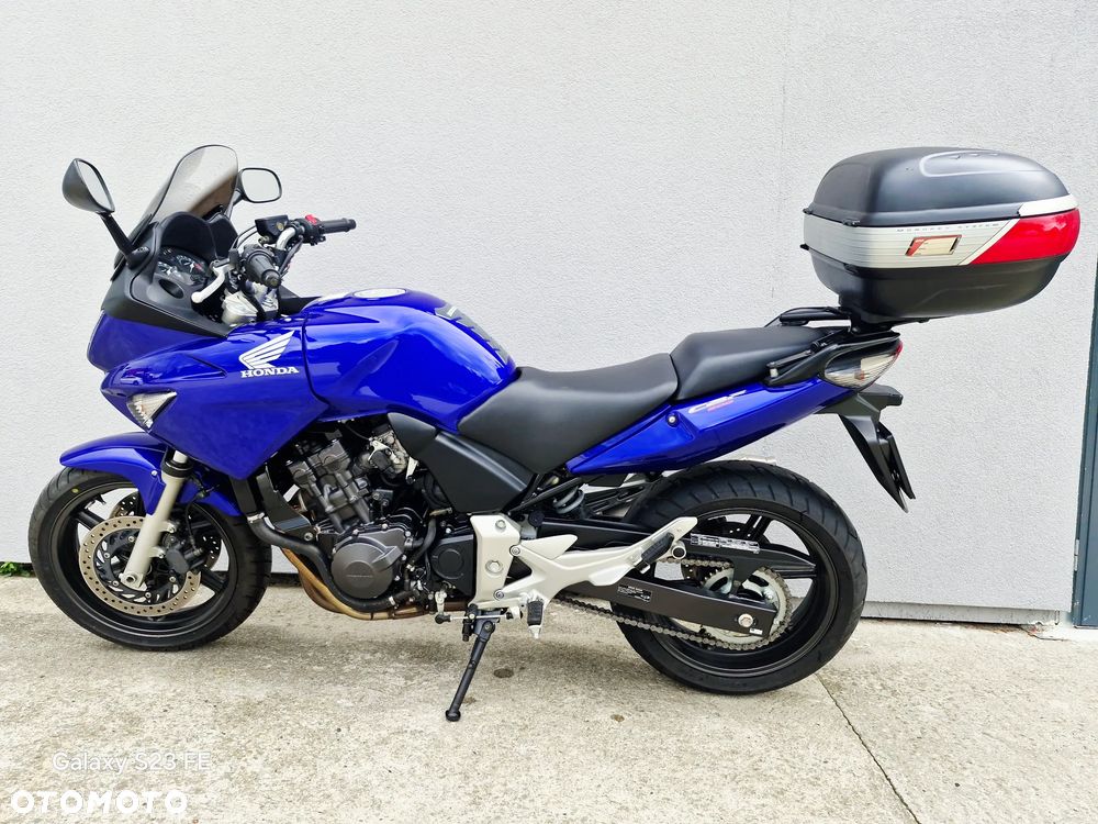 Honda CBF - 17