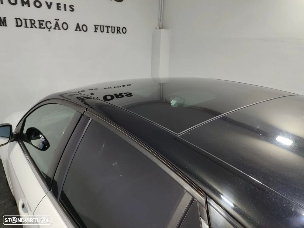 Opel Corsa 1.2 T GS - 11