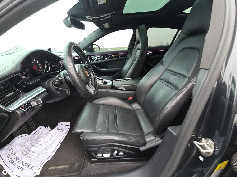 Porsche Panamera PDK - 7