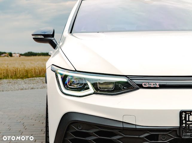 Volkswagen Golf - 5