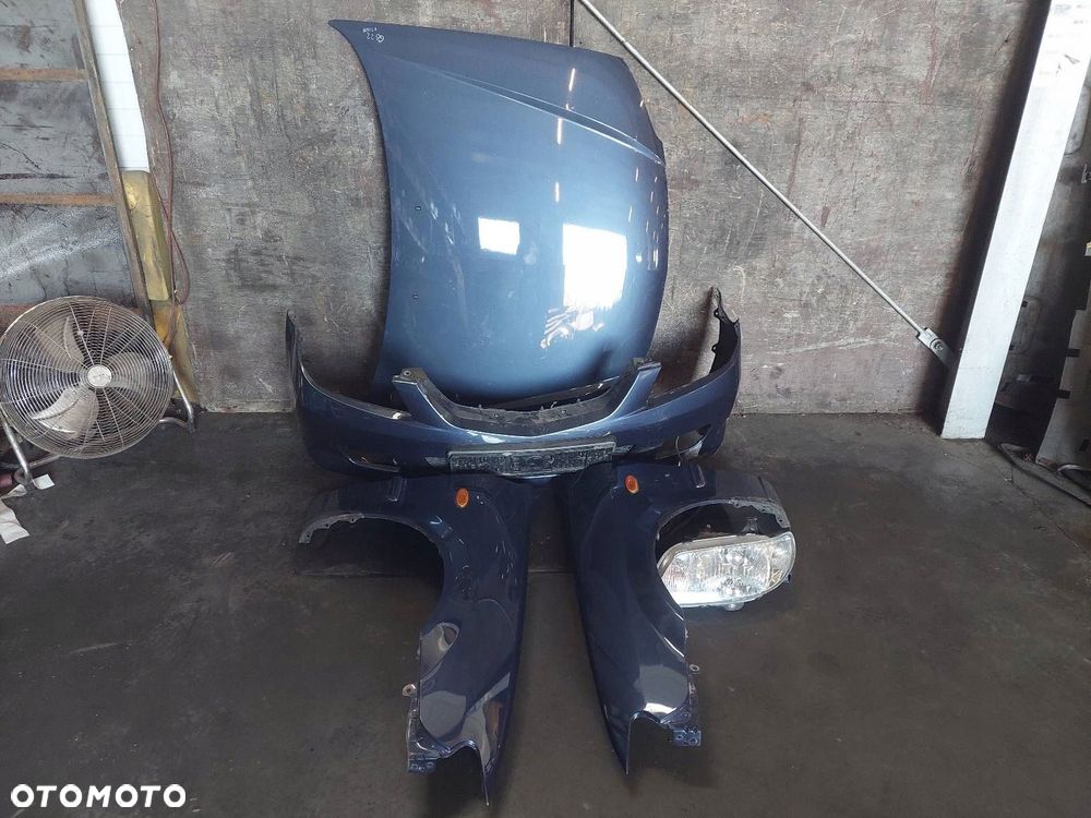 KOMPLETNY PRZÓD MASKA ZDERZAK BŁOTNIKI LAMPA MAZDA 323F BJ 22A - 1