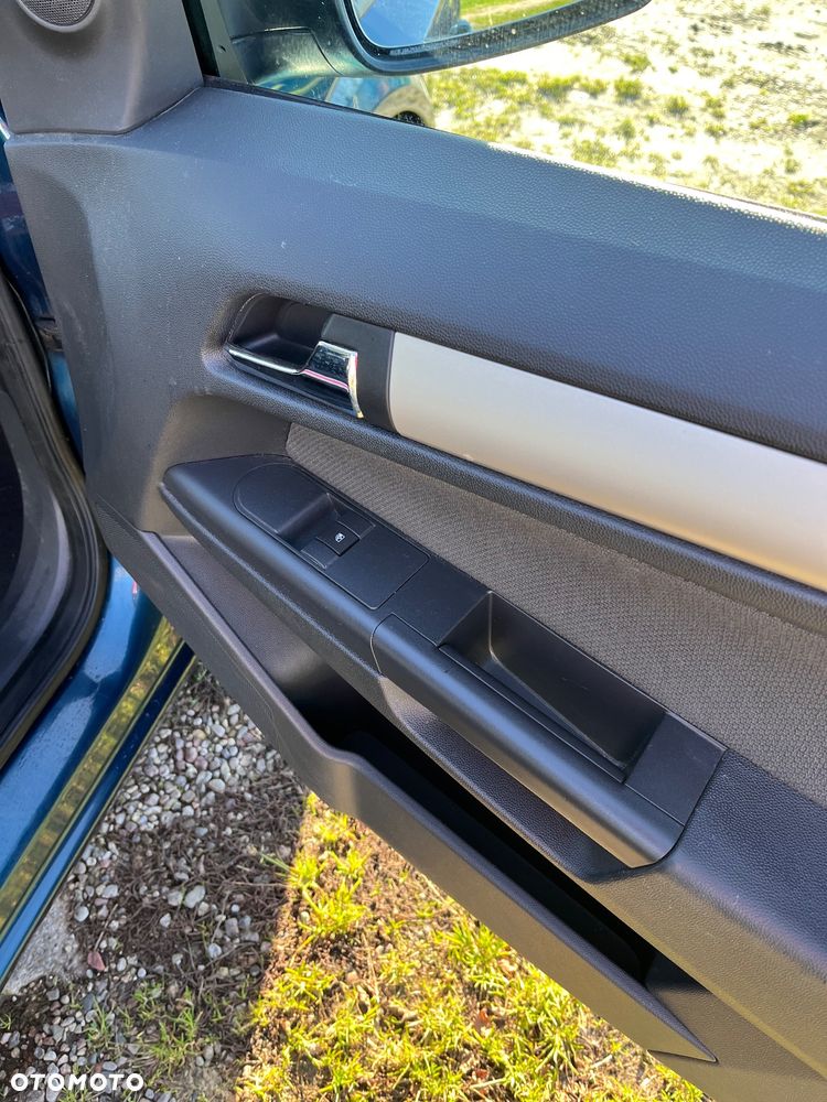 Opel Astra 1.6 Caravan Edition - 20