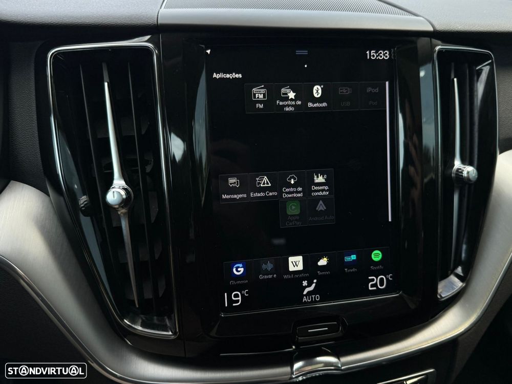 Volvo XC 60 2.0 T8 PHEV Momentum Plus AWD - 42