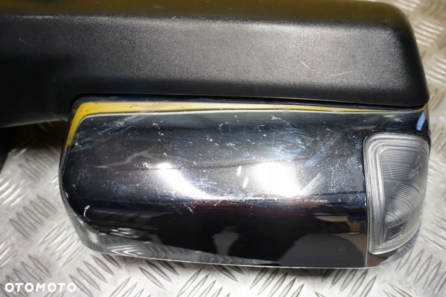 DODGE RAM 2500 2013 - 2018 Lusterko Zewnętrzne Prawe 16 PIN USA - 12