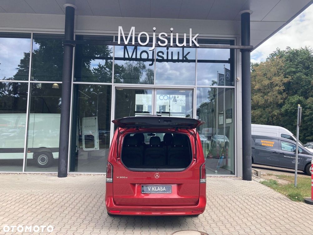 Mercedes-Benz Klasa V - 13