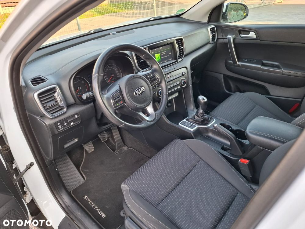 Kia Sportage 1.6 GDI Business Line 2WD - 9