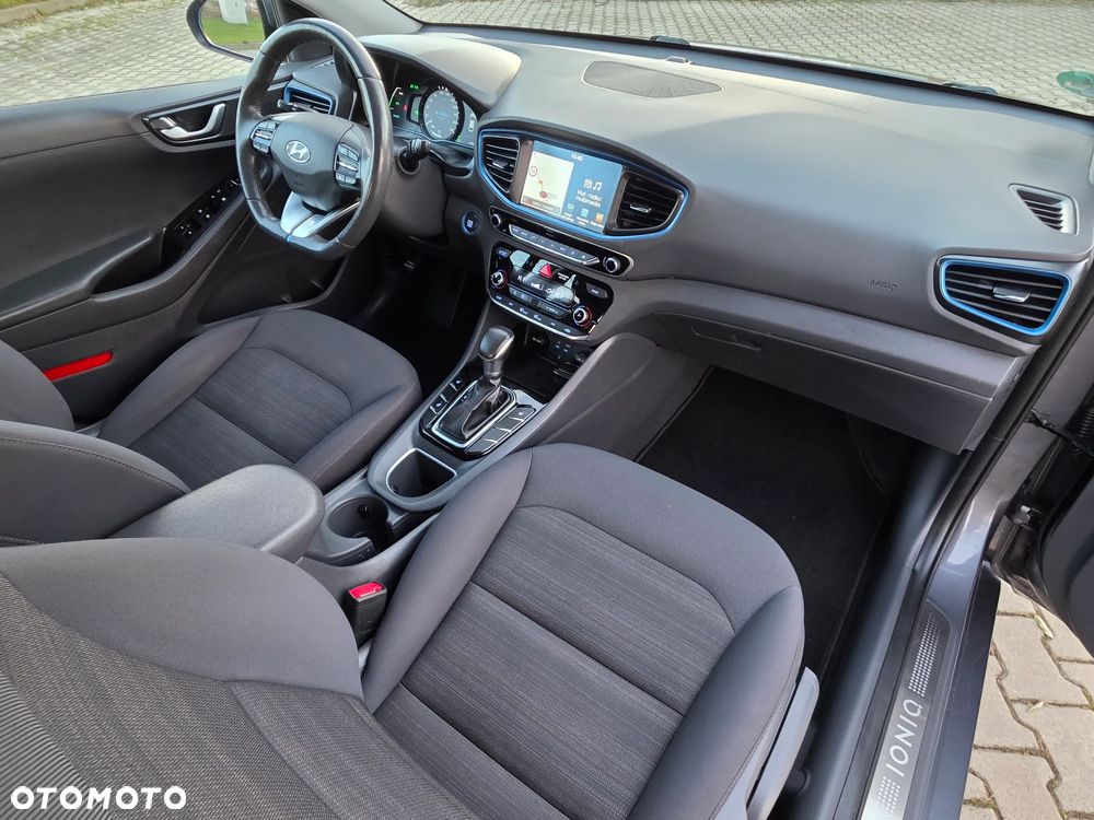 Hyundai IONIQ 1.6 GDI - 30