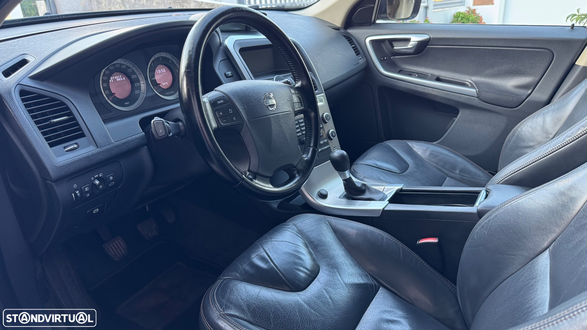 Volvo XC 60 D5 Summum - 11