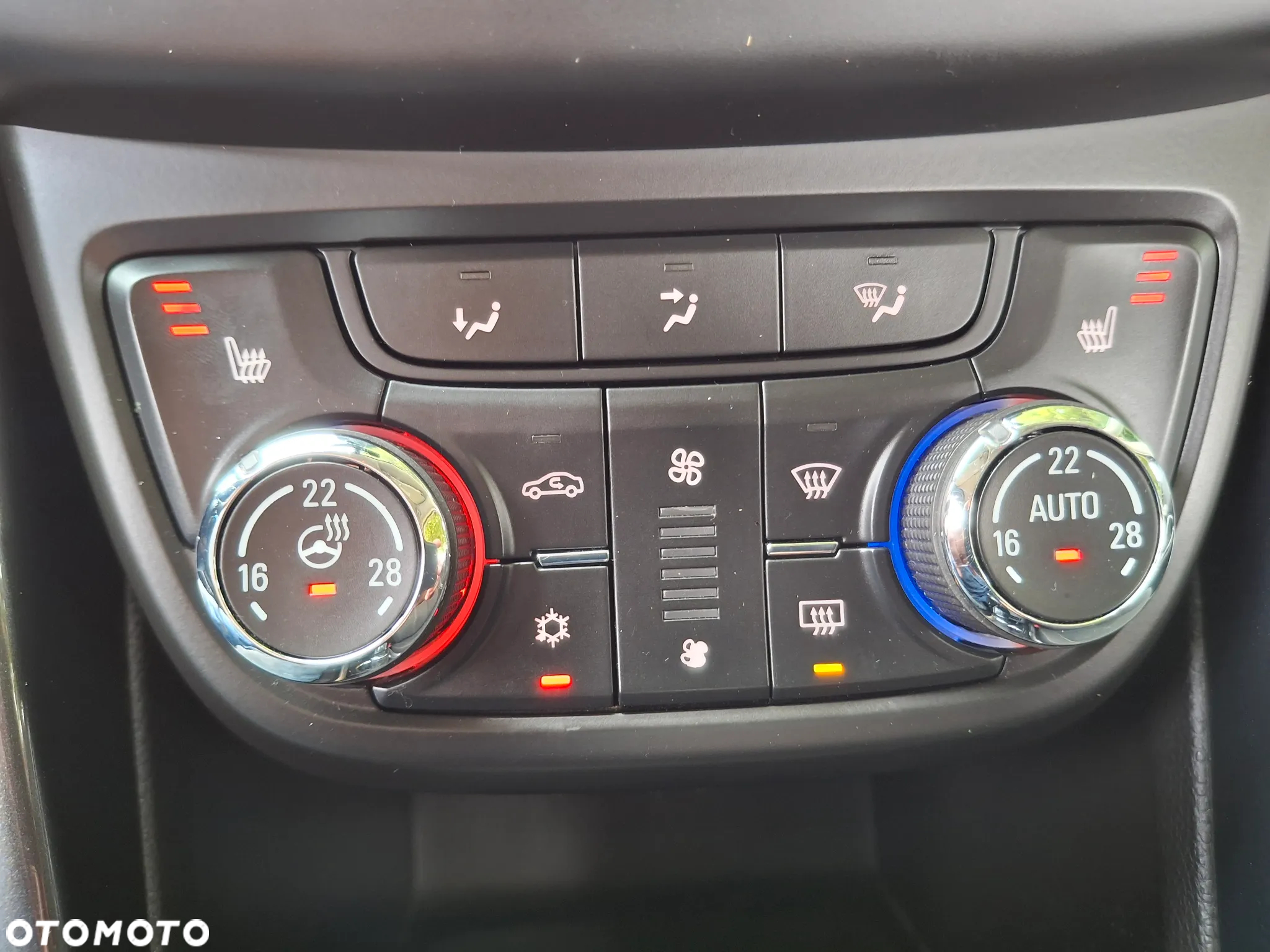 Opel Zafira 2.0 CDTI Enjoy - 24