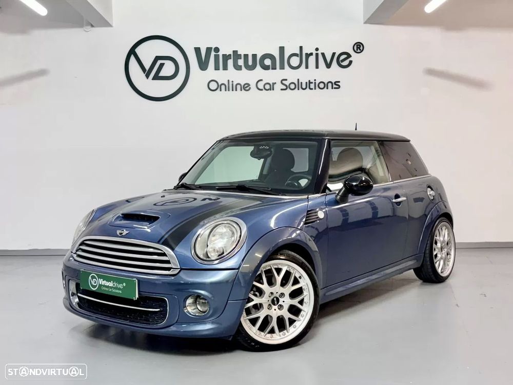 MINI 3 Portas Cooper D - 1