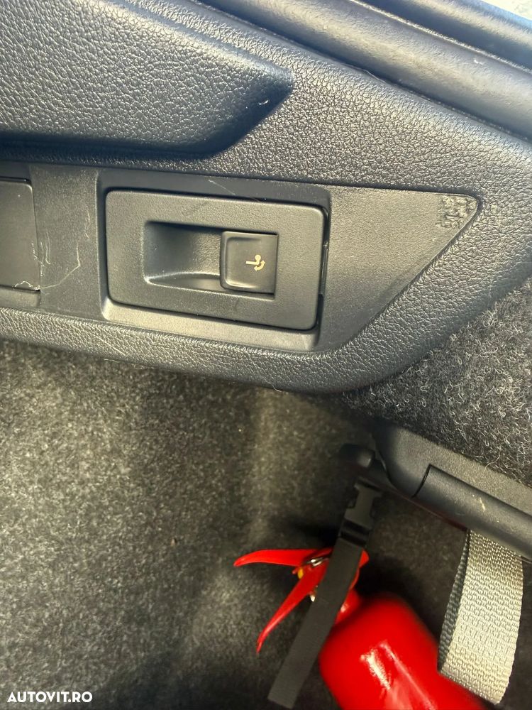 Skoda Octavia 2.0 TDI DSG 4X4 Style - 30