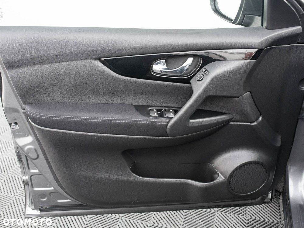 Nissan Qashqai 1.3 DIG-T MHEV N-Connecta - 11